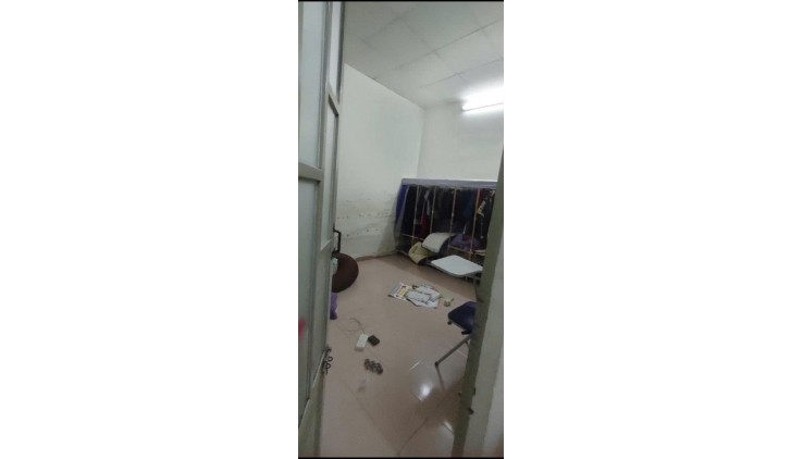 3.5 TỶ NHÀ ĐẸP LUNG LINH - 2 TẦNG - 2 PN CỰC ĐẸP - ĐƯỜNG HẺM XE MÁY - KHU AN NINH - YÊN TĨNH.